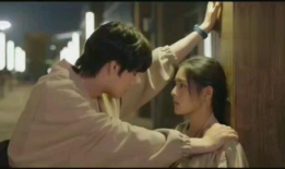 男主胃疼视频,男主勇敢面对挑战